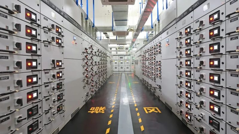 闭环步进电机控制卡：核心部件解析与应用